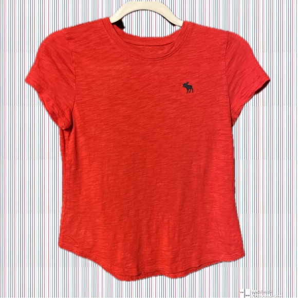 Abercrombie kids size 10/12 Unisex Red T shirt - Picture 1 of 4